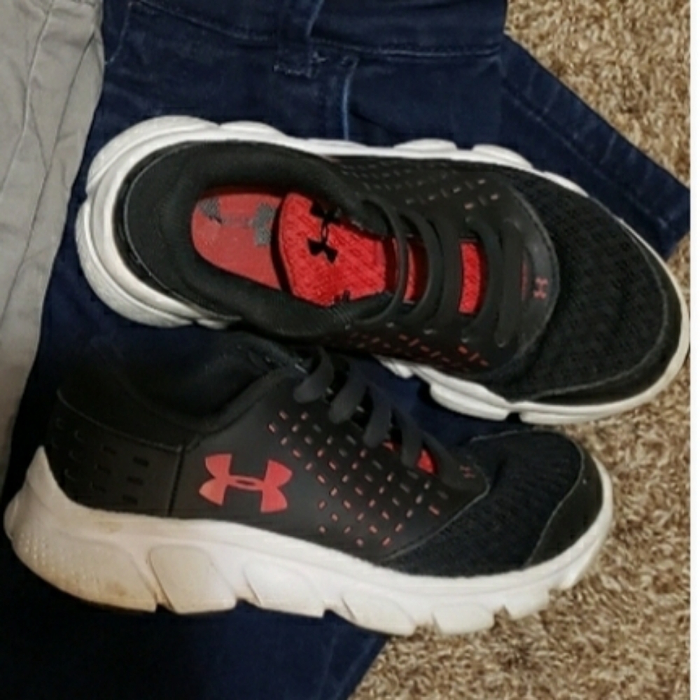 UA 11k shoes